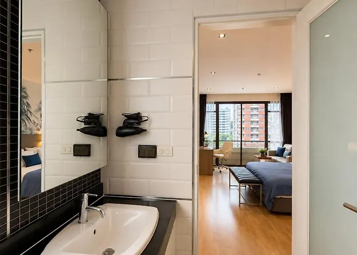 Wander Nana - Pool View With Soaking Tub